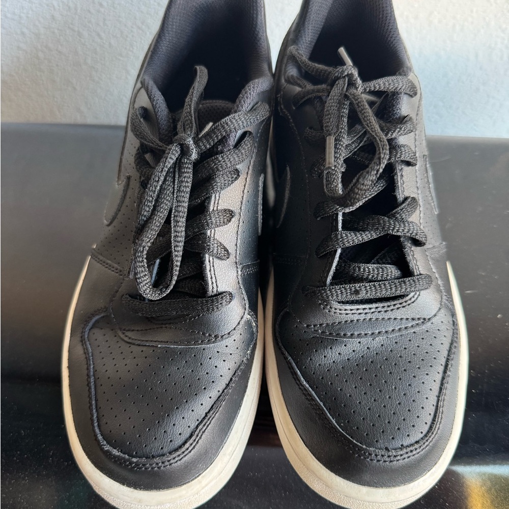 Nike Black and White Men's Sneakers